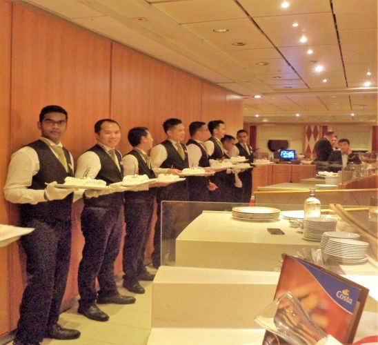 Costa Victoria: serata di Gala e vegetarian menù